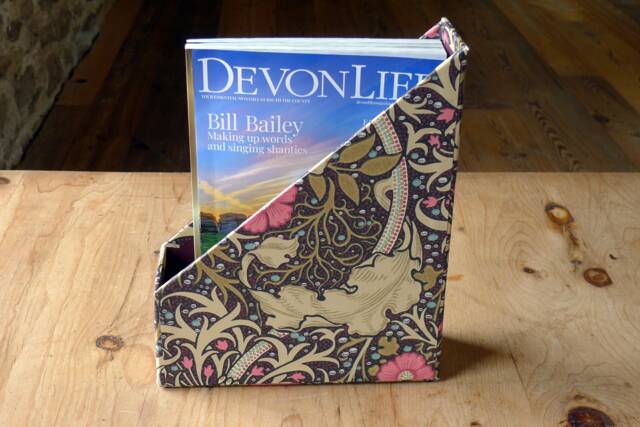 William Morris Magazine Holder Seaweed Mauve, Handmade Stationery - image 1