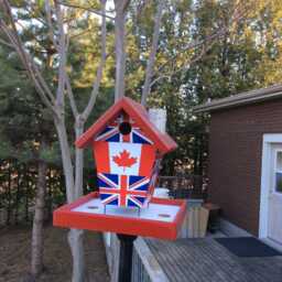 Canada & England Flags Bird Feeder - thumbnail 2