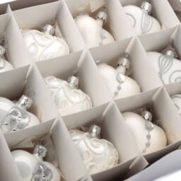 12 Blown Glass Pearl White Heart Christmas Tree Ornaments Handmade in Czech - thumbnail 3