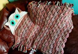 Hooded Crochet Owl Blanket, Chunky Kids/Adult Throw - thumbnail 1