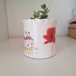 Handmade Asymetric Ceramic Cat Planter Illustrated Pottery Plant Pot - thumbnail 3