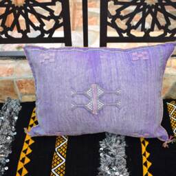 Gorgeous Silk Cactus Pillows - thumbnail 3
