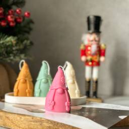 Handmade Gnome Soy Wax Candle - Christmas Home Decor - thumbnail 3
