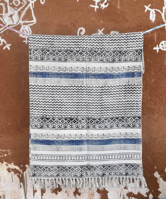 Large Handblock Printed Cotton Dhurrie Rug, Bohemian Decor - 8x10 Ft - image 1