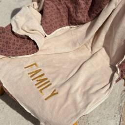 Chestnut Flowery Bath Towel - thumbnail 4