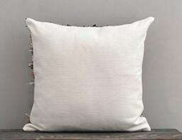 Woven Tasseled Pillow - thumbnail 3