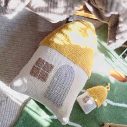 Crochet House Shaped Decorative Pillows - thumbnail 3