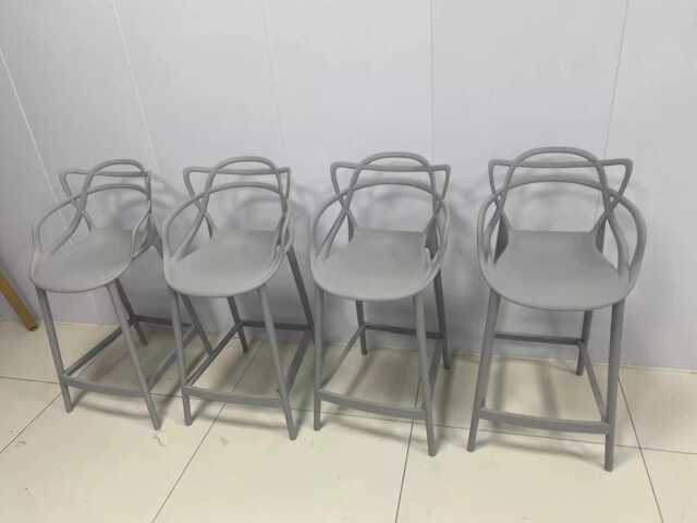 Grey Breakfast Bar Stool Set Of 4 Master Style Kitchen Chair Restaurant Pub Outdoor Dining Cafe Plastic - image 1