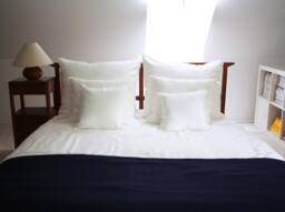 Linen Bedding Set - Queen Size, White - 6 Pcs Best Wedding Gift - thumbnail 1