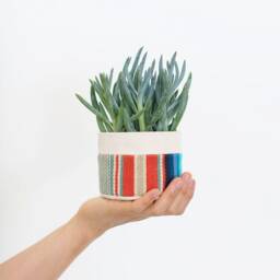 Small Natural Canvas Sitting Planter - Red + Blue