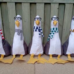 Eddie The Seagull Doorstop/Bookend -Diy Flat Packed-Funny Doorstop-Coastal Decor-House Warming-Beach Life-Unique Gift-Birds-Grey-White - thumbnail 3