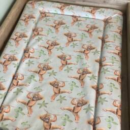 Orangutan Baby Changing Mat, Monkey Baby Changing Mat, Change Orangutan Nursery Decor - thumbnail 2