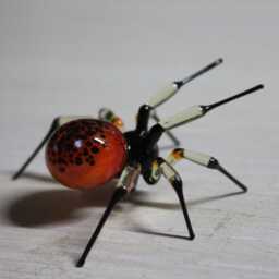 Red Uranium Glass Spider Surprise Vaseline Figurine Uv Black - thumbnail 3