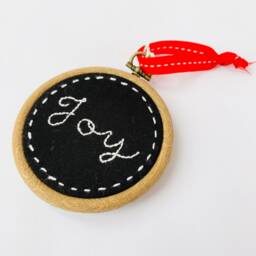 Hand Embroidered Chalkboard Hoop - Christmas Wall Art Hanging Decoration Jingle Bells - thumbnail 2