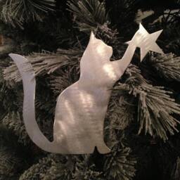Kitty Cat, Cat Christmas, Tree Topper, Wreath Decor, Holiday Decoration, Aluminum, Metal Art, Unique Gift, Lovers - thumbnail 3