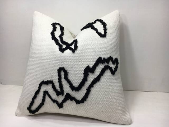 Vintage Turkish Kilim Pillow Cover, Handwoven Cushion, 16x16 - image 1