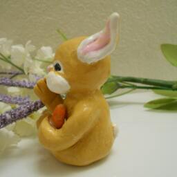 Ooak Art Handmade Pure Sculpt Easter Bunny With Carrot - thumbnail 3