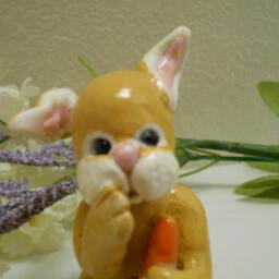 Ooak Art Handmade Pure Sculpt Easter Bunny With Carrot - thumbnail 2