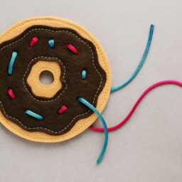 Felt Donut Lacing Card - Montessori Fine Motor Activity For Toddlers Quiet Busy Bag Toy Handmade Sewing Practice Game - thumbnail 2