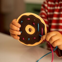 Felt Donut Lacing Card - Montessori Fine Motor Activity For Toddlers Quiet Busy Bag Toy Handmade Sewing Practice Game - thumbnail 3