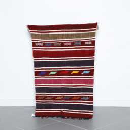 Handmade Red Moroccan Kilim Rug Berber Wool, Tribal Design - 2.7x4.4 Ft