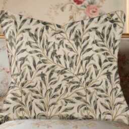 William Morris Bough Linen Cushion, Handmade Pillow, Decorative Scatter Arts & Crafts Sofa Cushion - thumbnail 3