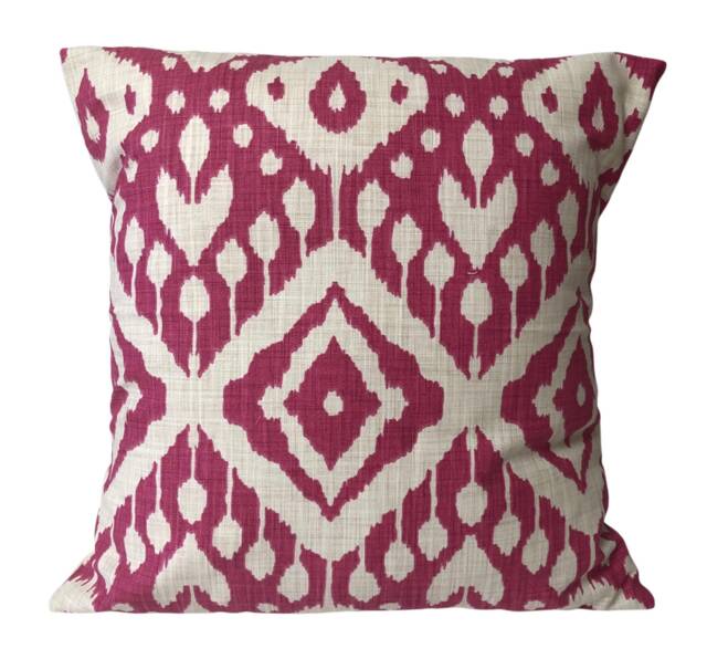 "Iliv Marrakech Begonia Pink Ikat Aztec Print Cushion Cover 16"" 18"" 20"" 22" - image 1