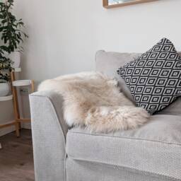 Creamy Linen Colour Luxury Large Sheepskin Rug - thumbnail 2