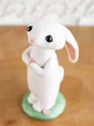 Sakura Gazing Lop Bunny Rabbit Figurine By Bonjour Poupette - thumbnail 1
