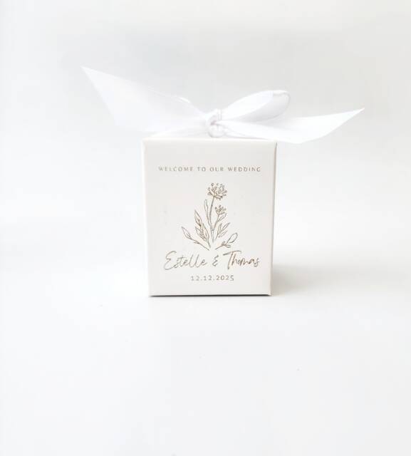 Wedding Candles Wood Wick Bride To Be Engraved Box With Bow Candle Gift For Guests - image 1