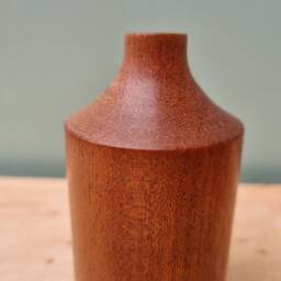 Small Wooden Bud Vase - Sapele Dried Flower Display. Homeware Arranging 181103 - thumbnail 3