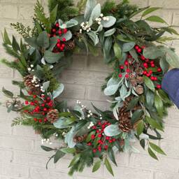 Classic Red Berry Evergreen Christmas Wreath, Boho Sophisticated & Holiday Wreath - thumbnail 2