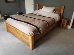 Rustic Solid Pine Plank Kingsize Bed