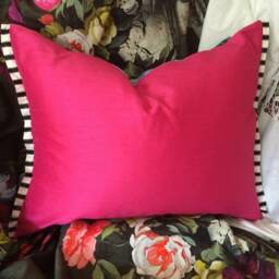 Designers Guild Pandora Peony Pillow Cover Floral Linen With Noir Trim - thumbnail 3