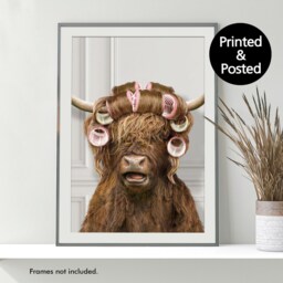 Highland Cow in Hair Curlers Print, Bathing, Funny Bathroom Animal Toilet Art, Rollers, Bath, Whimsy - thumbnail 2