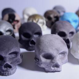 Small Skull Sculpture - thumbnail 4