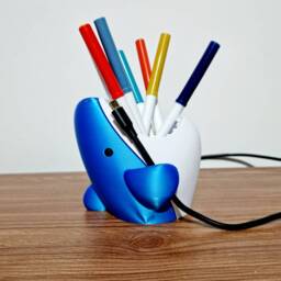 Cute Shark Usb Cable + Pen Holder - thumbnail 3