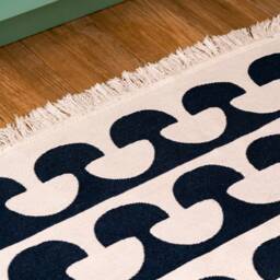 Recycled Cotton Kilim Rug - Reversible Indigo Blue Wave Design - thumbnail 4