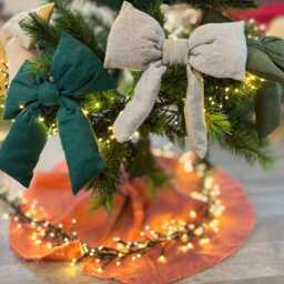 Pink Christmas Tree Skirt Handcrafted Small Linen Holiday Decor, Custom Color Available - thumbnail 3