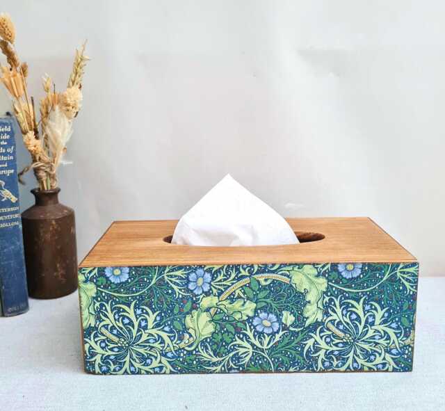William Morris Seaweed Tissue Cover Box, Luxury Pine, Floral Ocean Design, Handcrafted - image 1