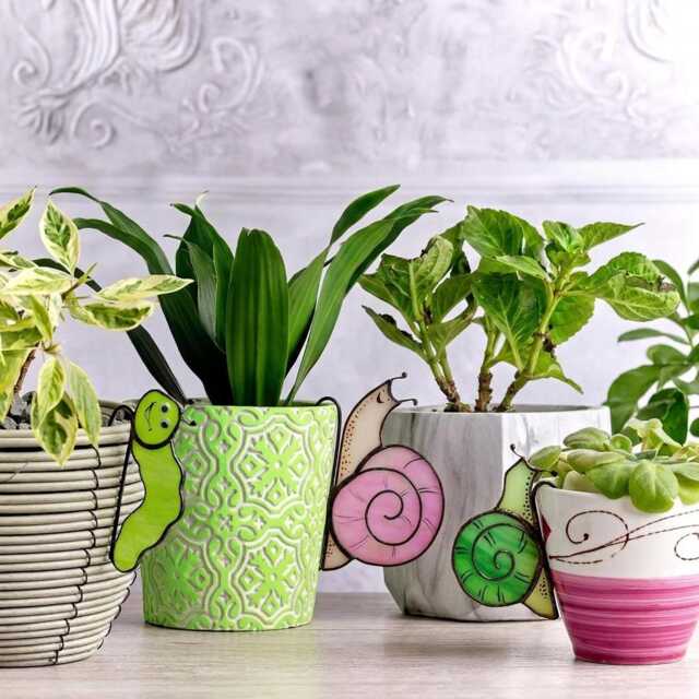 stained Glass Plant Pot Hugger, Garden Critter Planter Decor - image 1