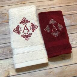 Monogrammed Bath Towel Personalized Embroidered Cotton Towel - thumbnail 3