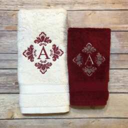 Monogrammed Bath Towel Personalized Embroidered Cotton Towel - thumbnail 1