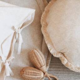 Ecru Barberries - Round Pillow - thumbnail 3