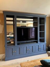Tv/Entertainment Media Unit With Open Shelving & 3 Cupboards, Fluted Style, Mirrored Back, Free Standing, Painted