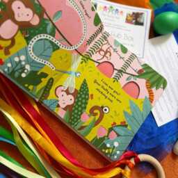 Baby Newborn Sensory Tiger Music & Dance Book Bag - thumbnail 3