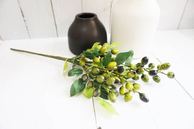 Life Like Berry, Rustic Green Christmas Decor, Wreath Filler, Artificial Red Table Centerpiece, Bouquet Filler - image 1