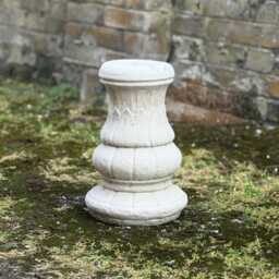 Outdoor Plinth Statue Stone Large Stand Sculpture Garden Pedestal Figurine Cement Decoration Handmade Ornament Lover Gift - thumbnail 4