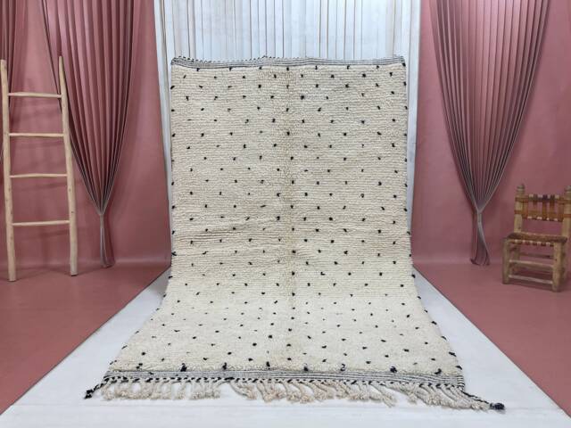 5x8 Handwoven Moroccan Wool Rug White Beni Ourain Carpet - image 1
