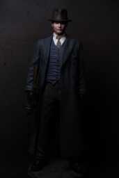 "Public Enemies ""John Dillinger' 1/6 Scale Statue 13" - thumbnail 1